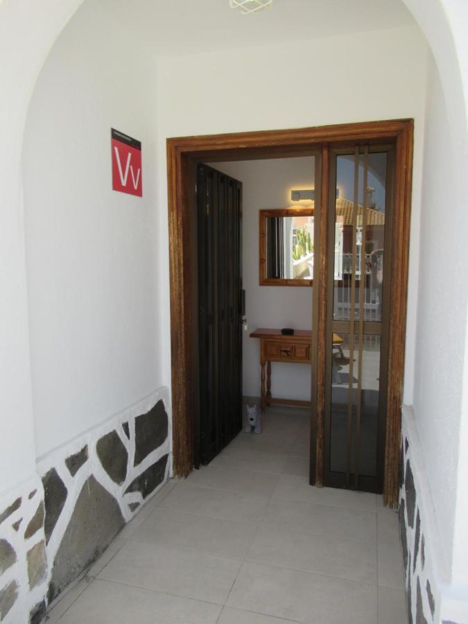 Rosas By Rentmedano Stunning Luxury Chocolate Box With Private Heated Pool & Wifi Villa El Medano (Tenerife)
